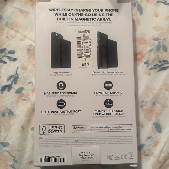 Wireless MagSafe charger - Picture 2 of 3